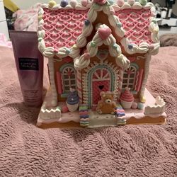Love & Cupcakes Pink Pastel Valentine’s Gingerbread House with Bear