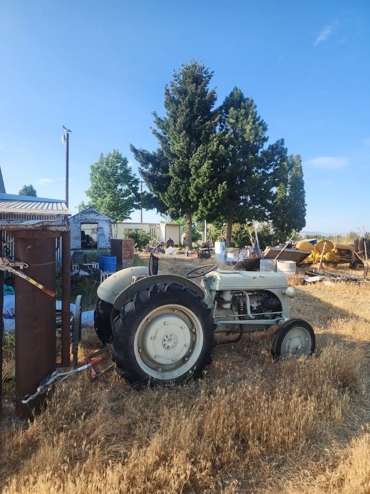 Tractor 1940s