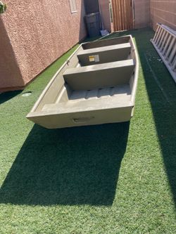 12 ft tracker johnboat