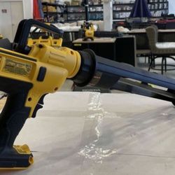 DEWALT 29 OZ ADHESIVE GUN TOOL ONLY DCE570B for Sale
