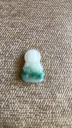 JADE BUDDA--white & green     jade--1