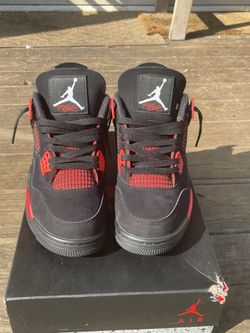 Jordan 4 Red Thunders Size 9