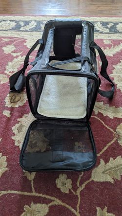 Small Pet Carrying Case