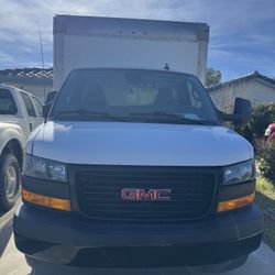 2019 GMC Savana 3500 Stabilitrak