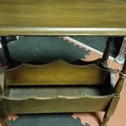 Vintage  Accent/Magazine Table 24x16 24H