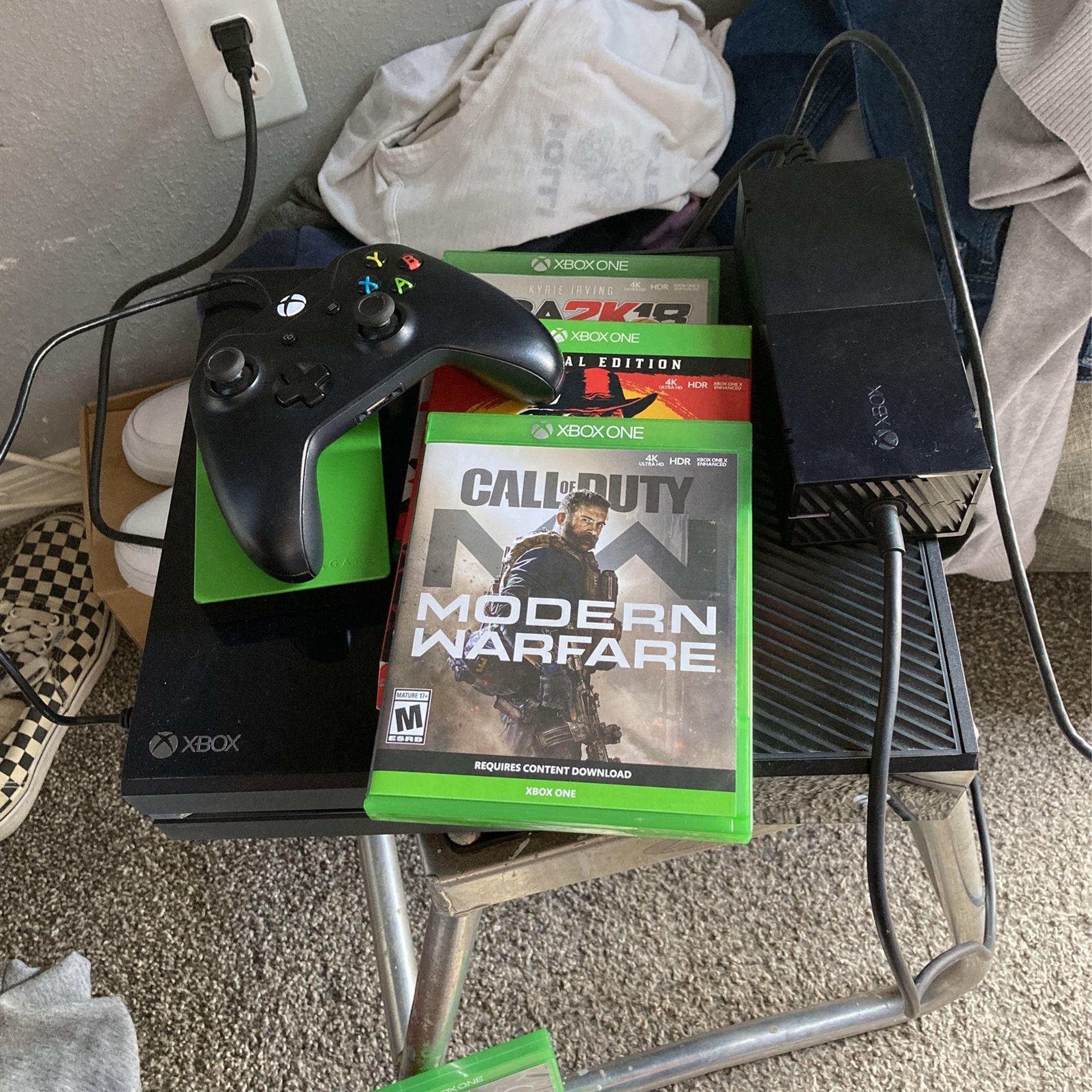 Xbox One, $200