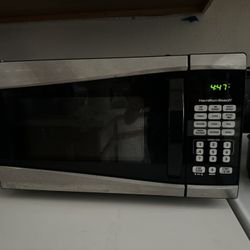 Hamilton beach Microwave 