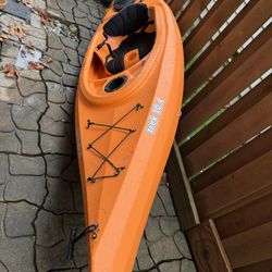 Sundolphin Kayak