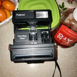 Polaroid one step plus works good