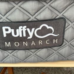 Puffy monarch king mattress Like New