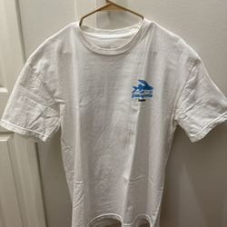 Patagonia White T Shirt Mens Size L Large (Fits like a Medium M)
