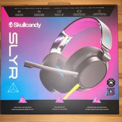 Skullcandy SLYR gaming headset.