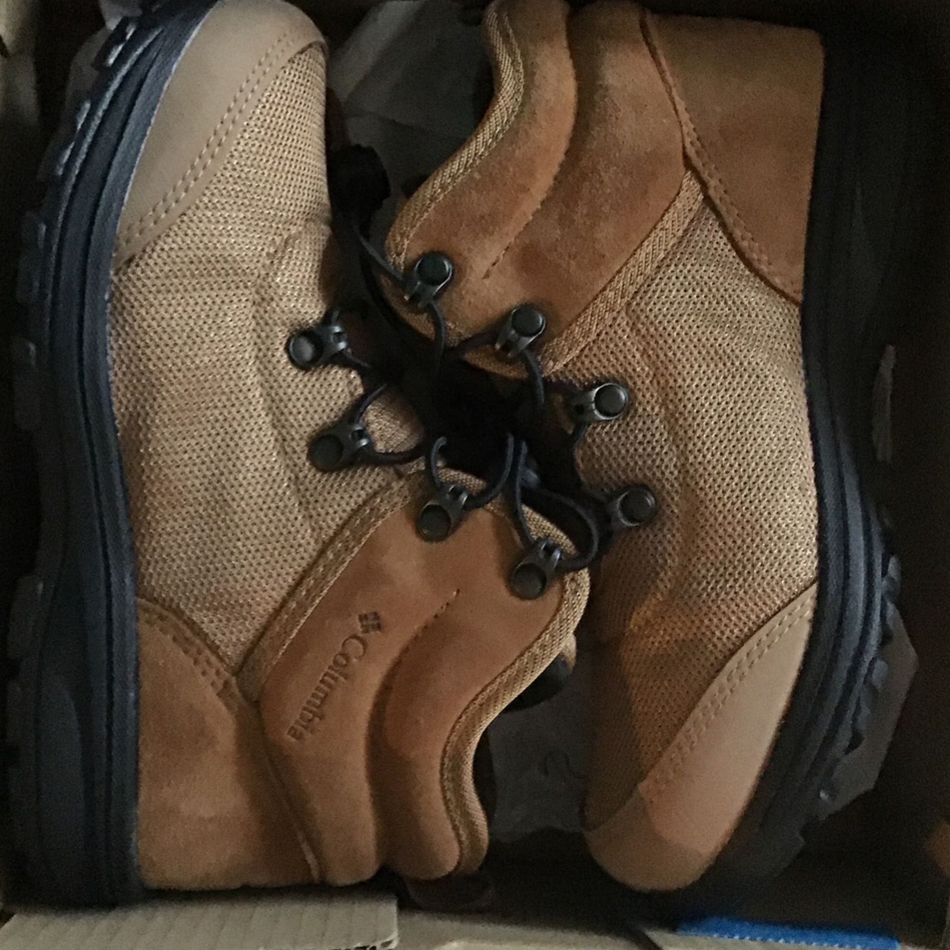 Columbia Youth Size 3 Hiking Boots