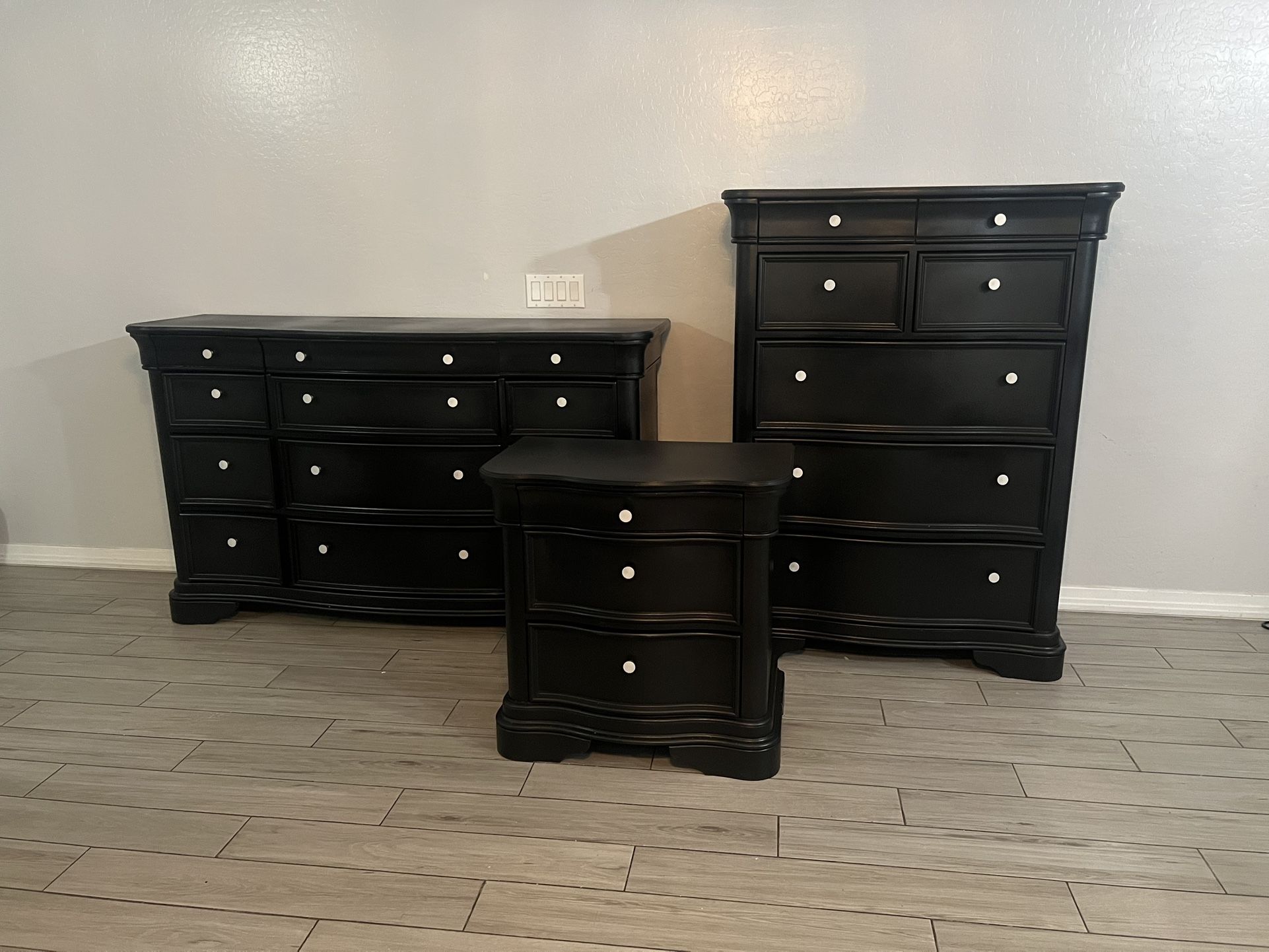 Black 3 Piece Set