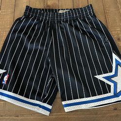 Men's Size Medium Black Orlando Magic 1994/95 Hardwood Classics Swingman Basketball Shorts