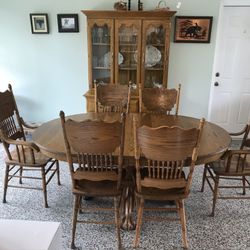 Vintage Country Farmhouse Dining Room Table Set