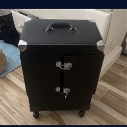 Professional Make Up Train Case