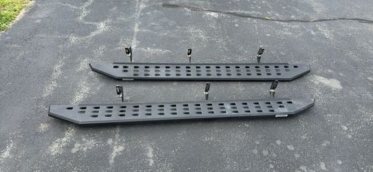 Gorhino running boards