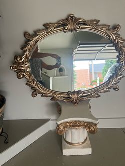 Italian mirror with pedestal