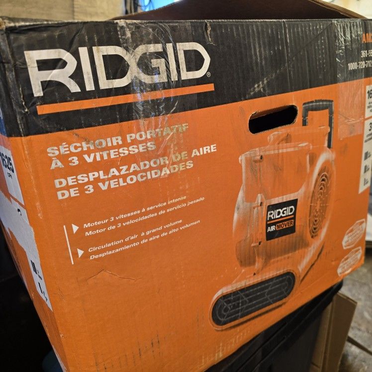 RIDGID
1625 CFM 3-Speed Portable Blower Fan Air Mover with Collapsible Handle and Rear Wheels for Water Damage Restoration