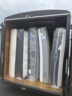 PREMIUM LUXURY MATTRESSES TOP BRANDS AVAILABLE!! HIGHLY DISCOUNTED!’