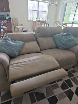Leather sectional sofas