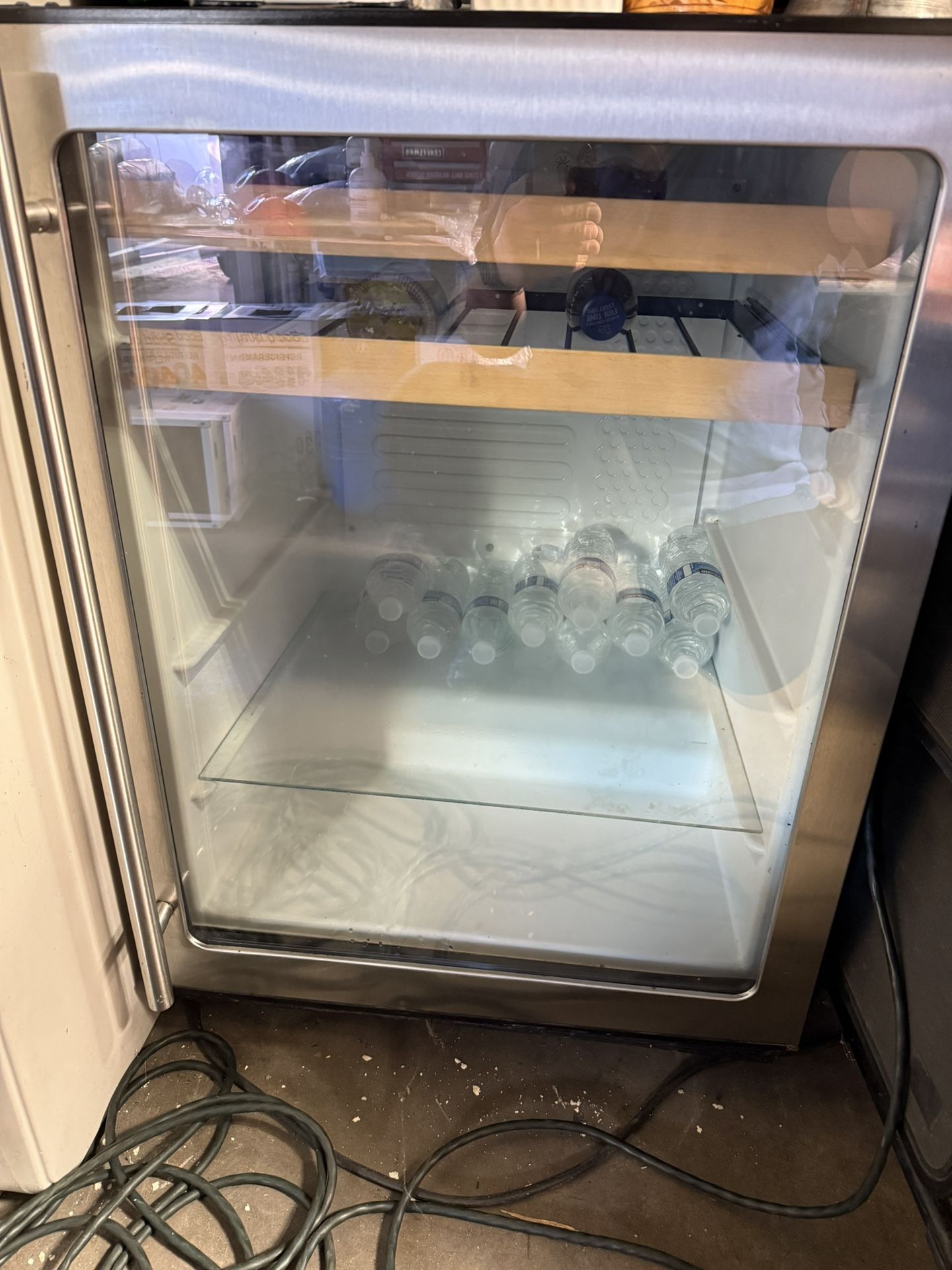 U-LINE under Counter Refrigerator 