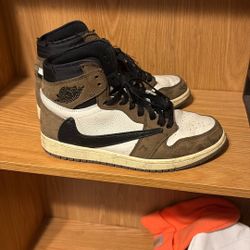 Travis Scott Shoes Size 8.5 Men 