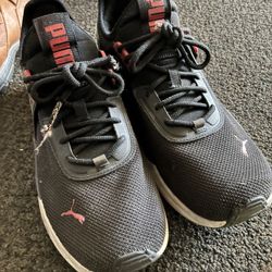 Pumas Men’s 9