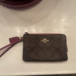 Coach Wristlet Wallet 