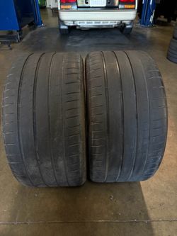 Used pair of two 275/35/18 Michelin 4s 275 35 18
