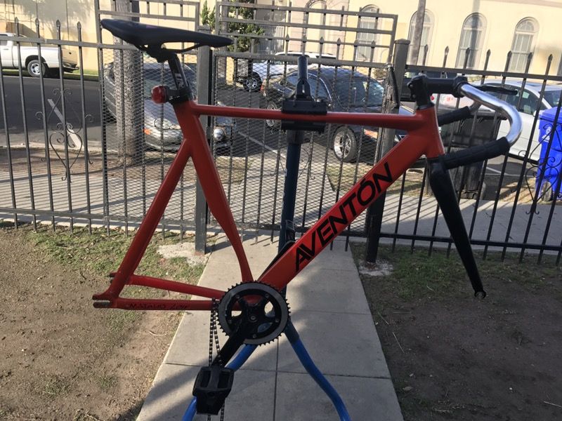 Aventon mataro low