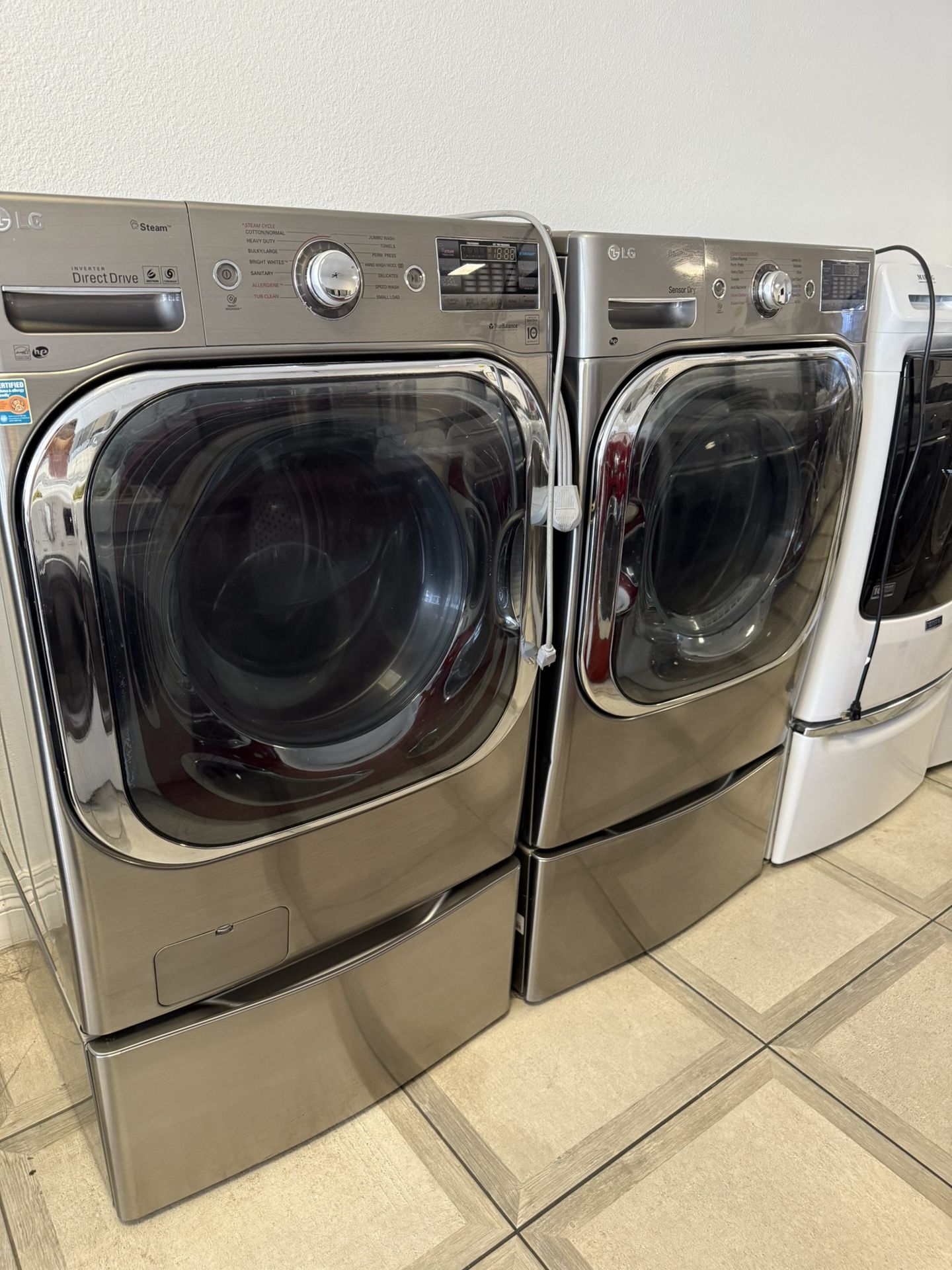 LG Front Load 5.2 Cu Ft Washer And Electric Dryer Set