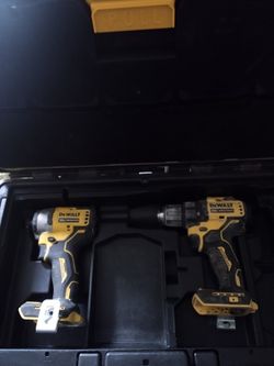 DeWalt Atomic Drill Set 