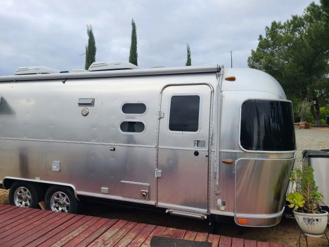 2018 FLYING CLOUD AIRSTREAM