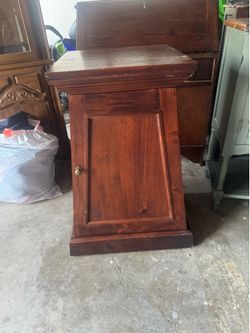 Storage table