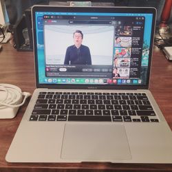 Apple MacBook Air, M1
