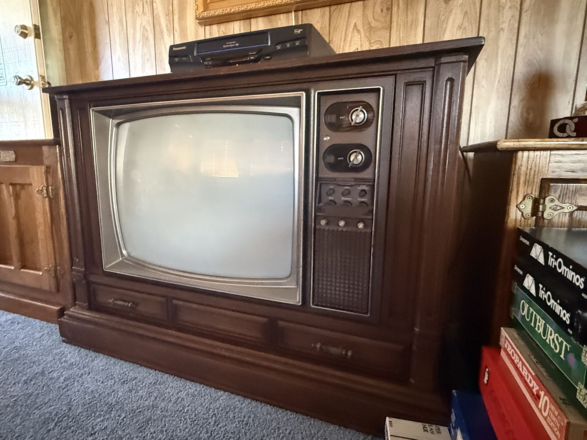 Vintage Panasonic Color TV