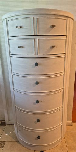 Awesome Tallboy Bow-Front Curved Chest! Coastal/French Farmhouse/Distressed Finish!