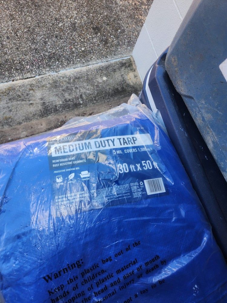 Dos Lonas Una 40x 60 La Otra 30x50