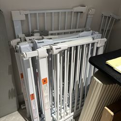 7 Baby gates - Best offer - Need To Go