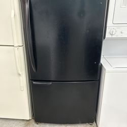 Black Bottom Freezer Refrigerator 