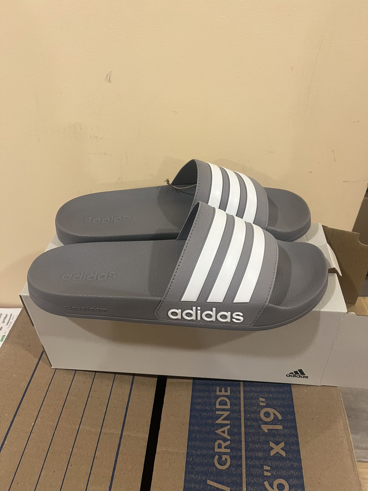 Men’s Size 12 Adidas Adilette Grey Slides
