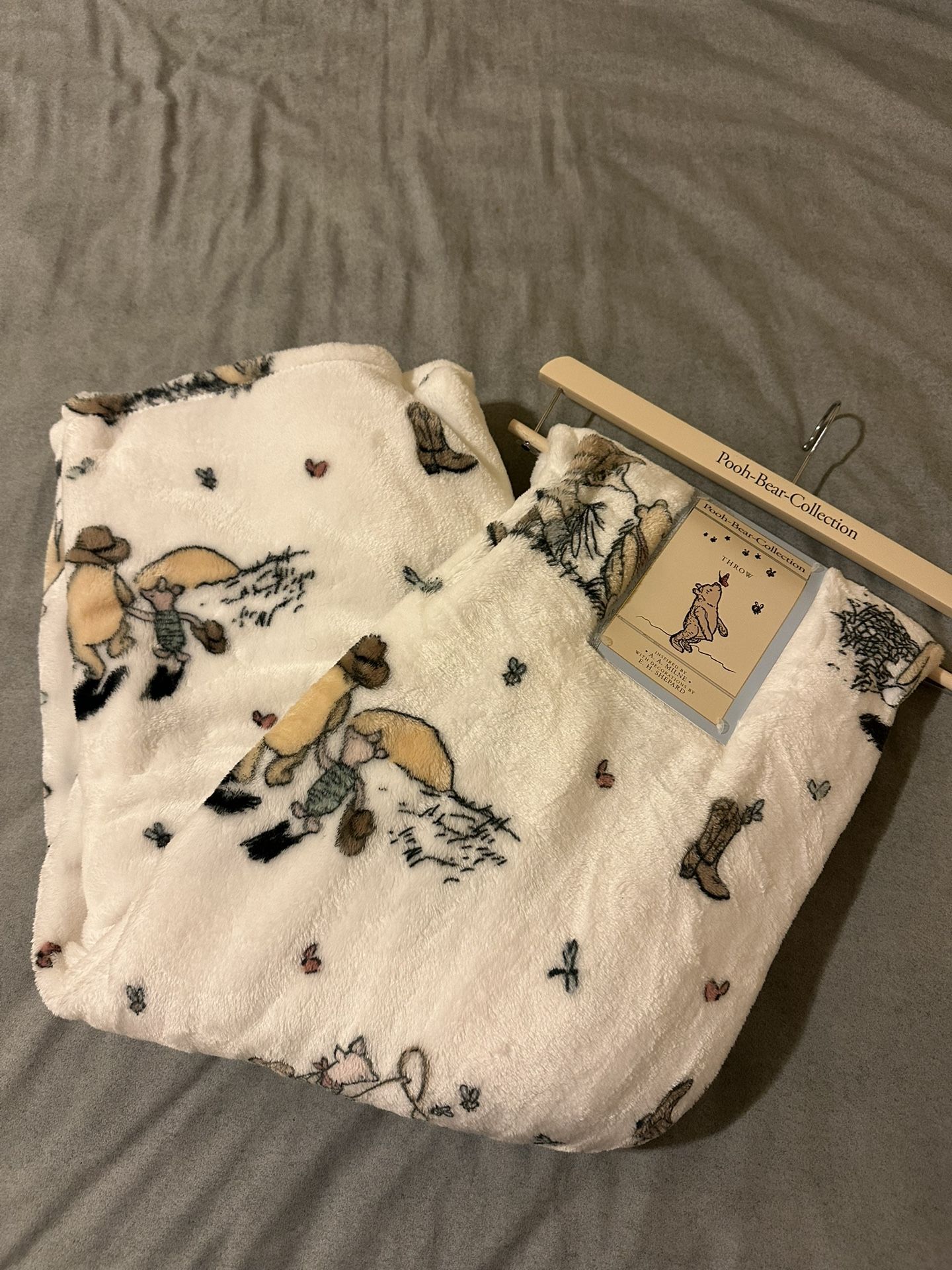 Winnie the Pooh “Cowboy” Plush Blanket – Pooh Bear Collection