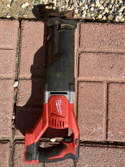 Sawzall Milwaukee 18m Tool Only
