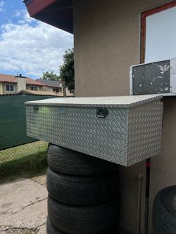Tool box for truck