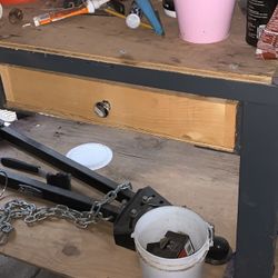 Heavy Duty Metal And Wooden Work Shop Tool Table