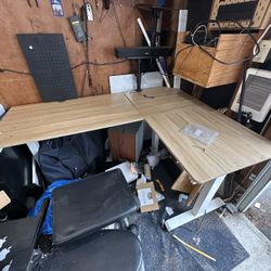 L-shaped standing desk
