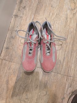 Authentic Prada shoes size 40 Italy