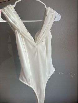 White pearl top